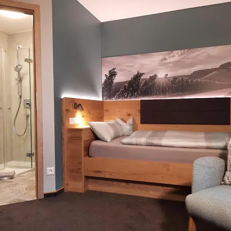 Landpension Kohler Hotel 4*